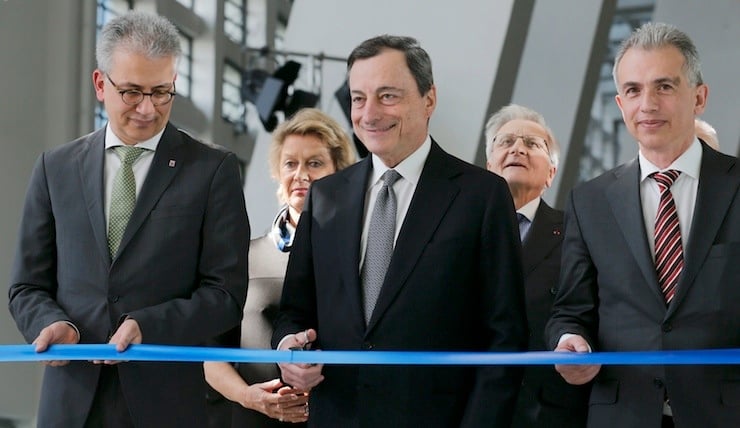 ECB President Draghi Hesse Deputy Minister-President Al-Wazir and Frankfurt's Lord Mayor Feldmann cut ceremonial tape during inauguration of new ECB headquarters in Frankfurt