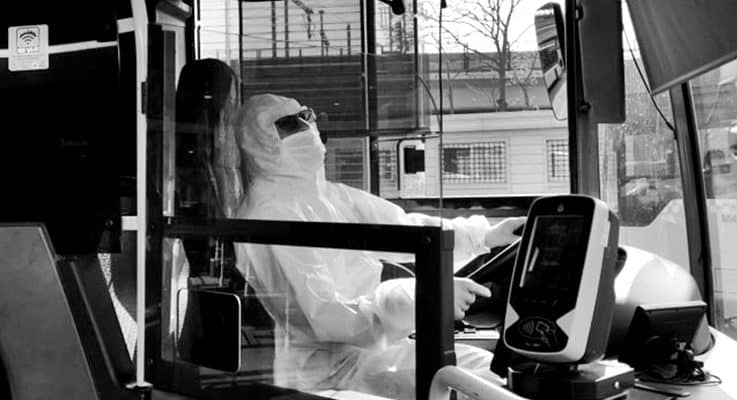 Metrobüste şoförler koruyucu tulumla çalışacak