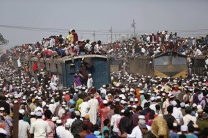 Bangladeşliler'in yalnızca yüzde 4'ü ülkesinde yaşamaktan memnun. 20140131 bangladesh REUTERS Andrew Biraj
