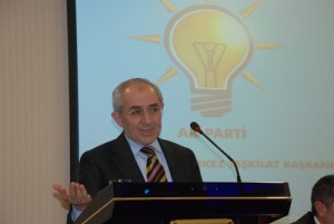 Ekrem Erdem (Fotoğraf, Erdem'in kendi sitesinden alınmıştır).