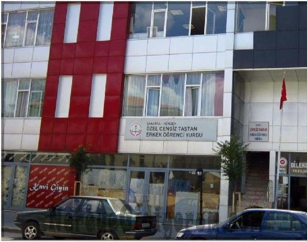 Kapatılan Cengiz Taştan Öğrenci Yurdu Fotoğraf: DHA
