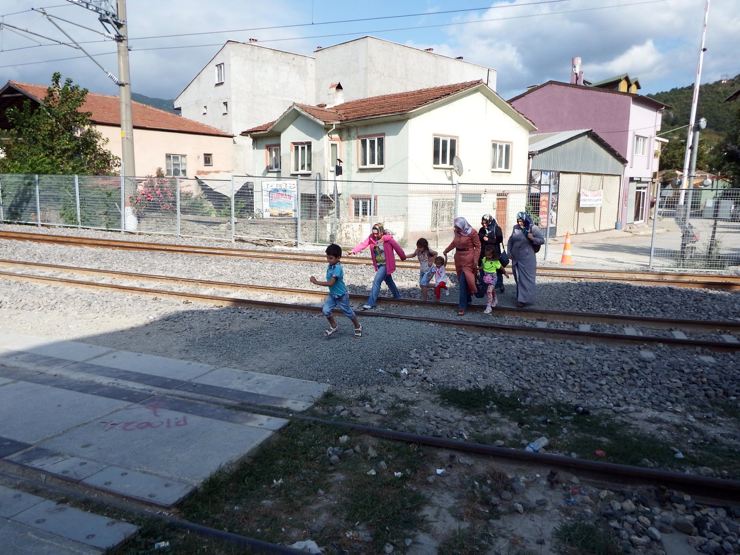 hizli tren duduk2