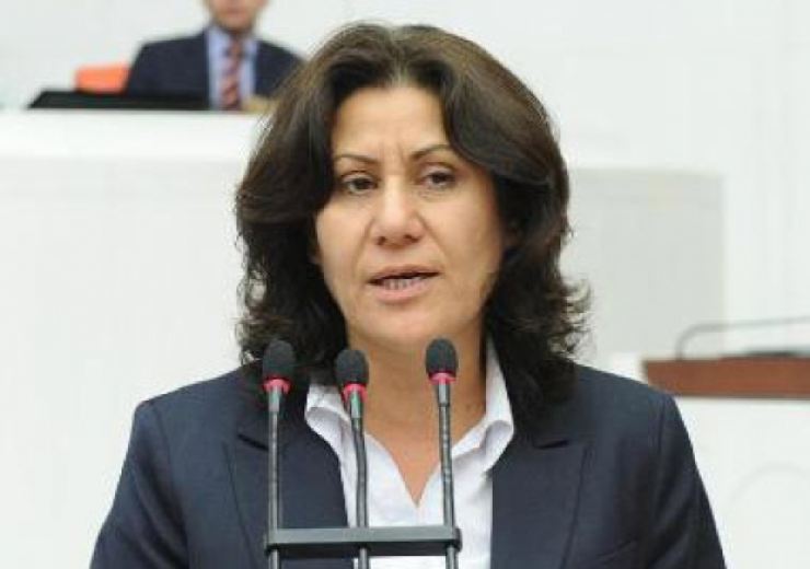 sakine oz