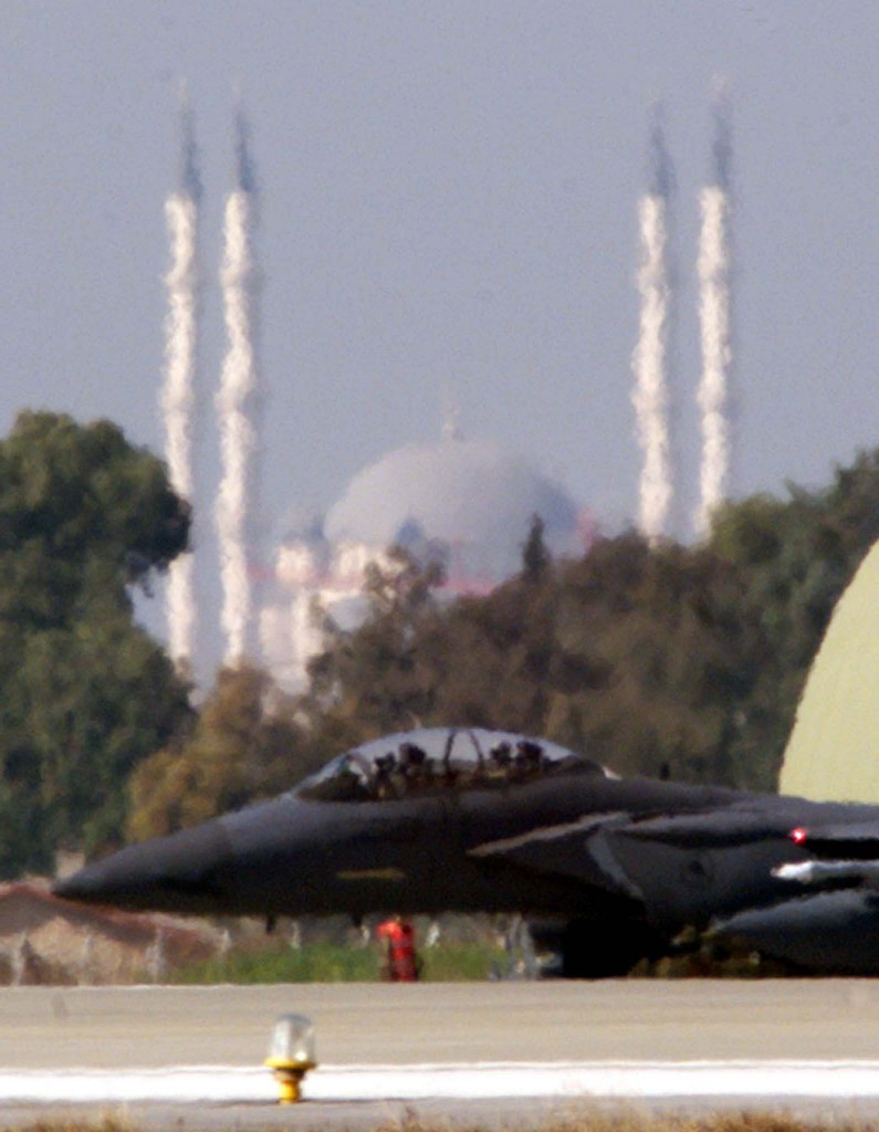 U.S. F-15 FIGHTER PLANE TAXIS ON TARMAC AT INCIRLIK AIR BASE.