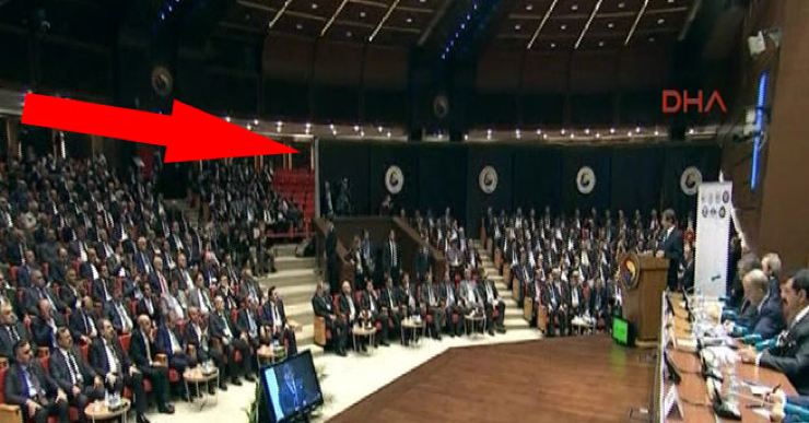davutoglu bos koltuk