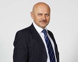 huseyin ozay