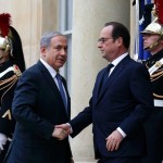 French President Francois Hollande welcomes Israel's Prime Minister Benjamin Netanyahu at the Elysee Palace before attending a solidarity march in the streets of Paris