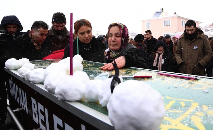 ANKARA. GAZETECI NUH KOKLU, KARTOPULARLA SON YOLCULULUGUNA UGURLANDI