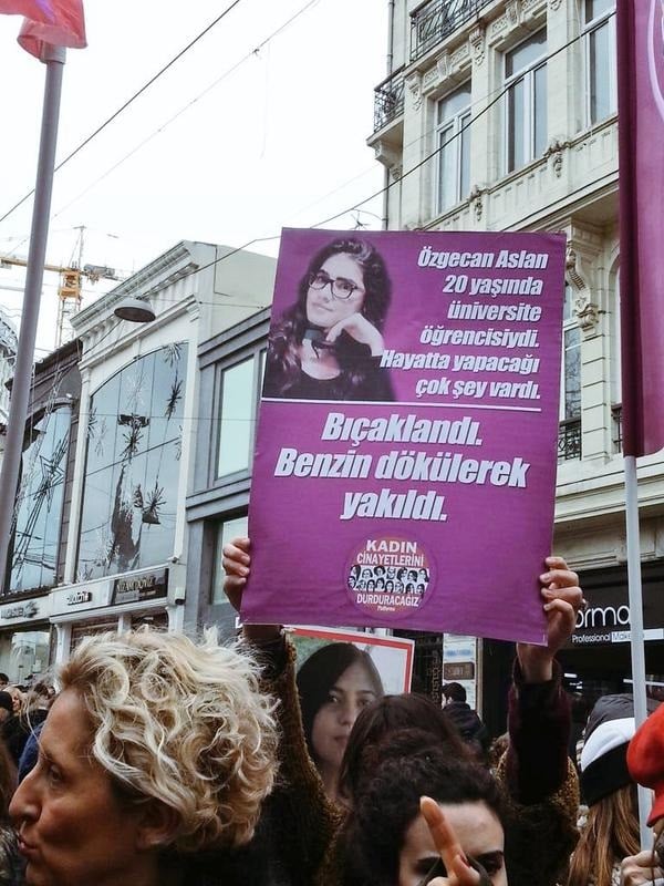 ozgecan taksim 2