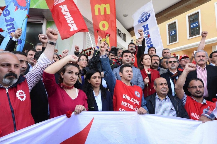 1 mayis komite2