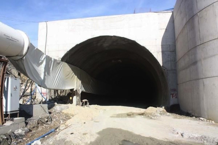 izmir manisa tunel