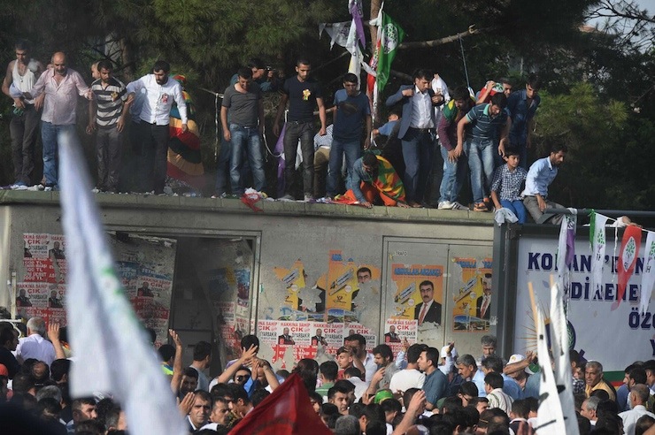 hdp miting patlama