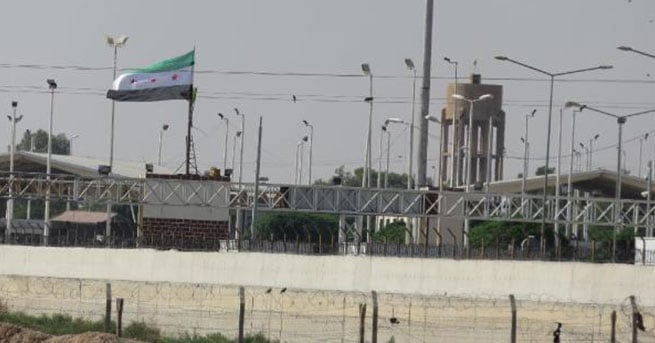 DHA, Tel Abyad'ta ÖSO bayrağı çekildiğini duyurmuştu. 