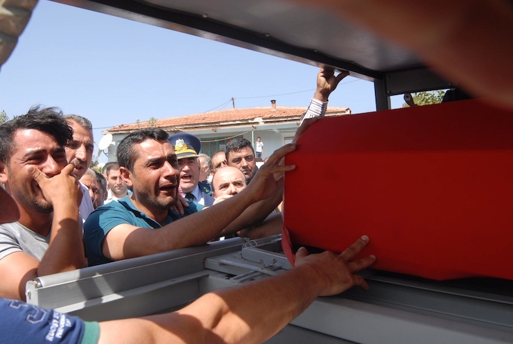 (FOTO: TAYLAN YILDIRIM - IZMIR DHA)