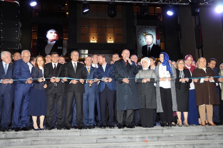 CUMHURBASKANI RECEP TAYYIP ERDOGAN, KIZ YURDUNUN ACILISINI YAPTI. FOTO: METIN FARUK TAMER-GAZIANTEP-DHA