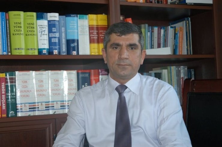 tahir elci