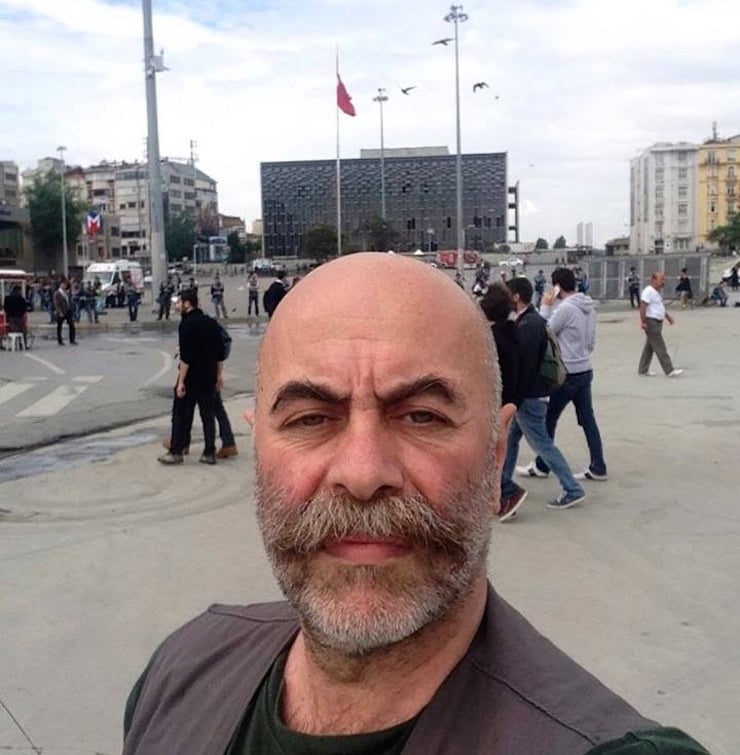 ezel akay