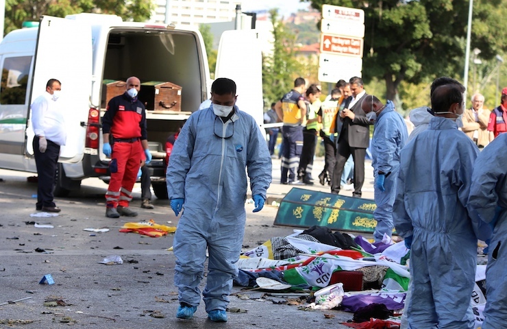 ANKARA DA 2 AYRI PATLAMA 50 YE YAKIN OLU VAR