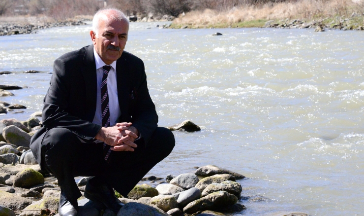 AKP'li belediye başkanı Halis Özsoy. Fotoğraflar: DHA 