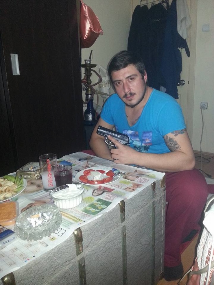 Tunc Ezer1
