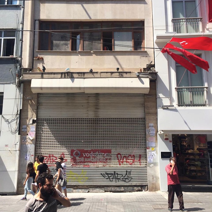 istiklal kapali dukkan3