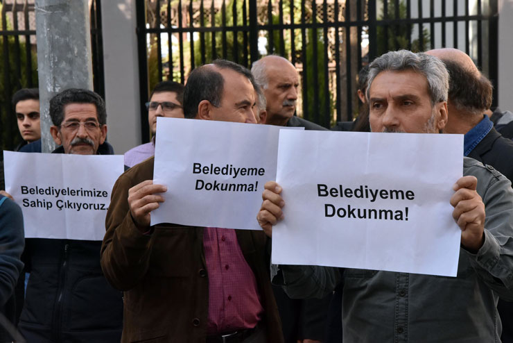 İzmir.