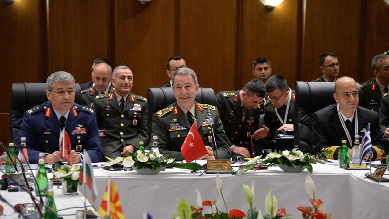 hulusi-akar