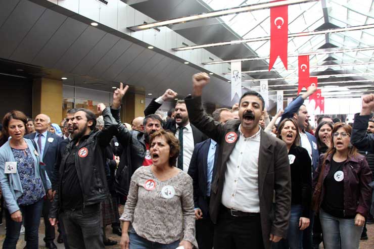 ismail-kahraman-protesto1
