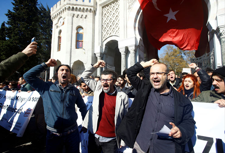 istanbul-uni-akademisyen