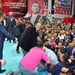 akp-bayrakli-kongre1