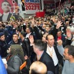 akp-bayrakli-kongre2