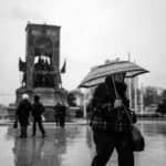 ISTANBUL'DA YAGMUR