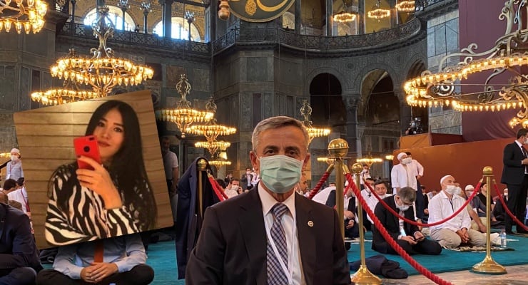AKP�li Ünal�ın Ayasofya paylaşımına yorum yağdı �Nadira�ya ne oldu
