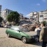 İzmir'de deprem