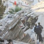 İzmir'de deprem