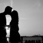 partnerler-çift-öpüşme-romantik-Reuters-SB