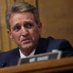 eski-Cumhuriyetçi-Senatör-Jeff Flake-Reuters