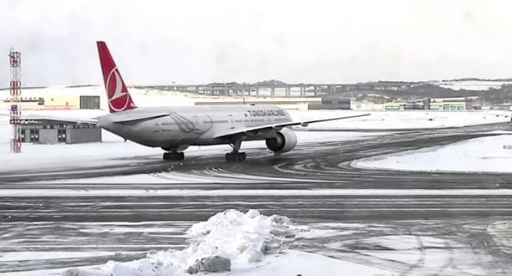 20222401-thy-uçuş-kar-havalimanı-aa - Diken