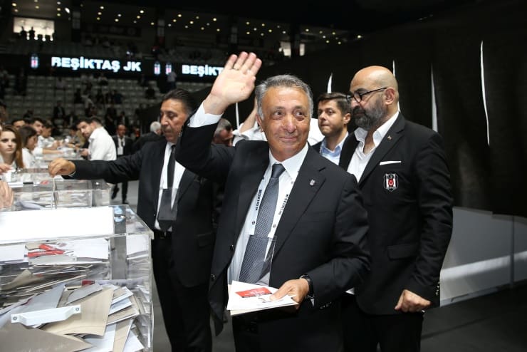 Beşiktaş Başkanı Ahmet Nur Çebi play-off