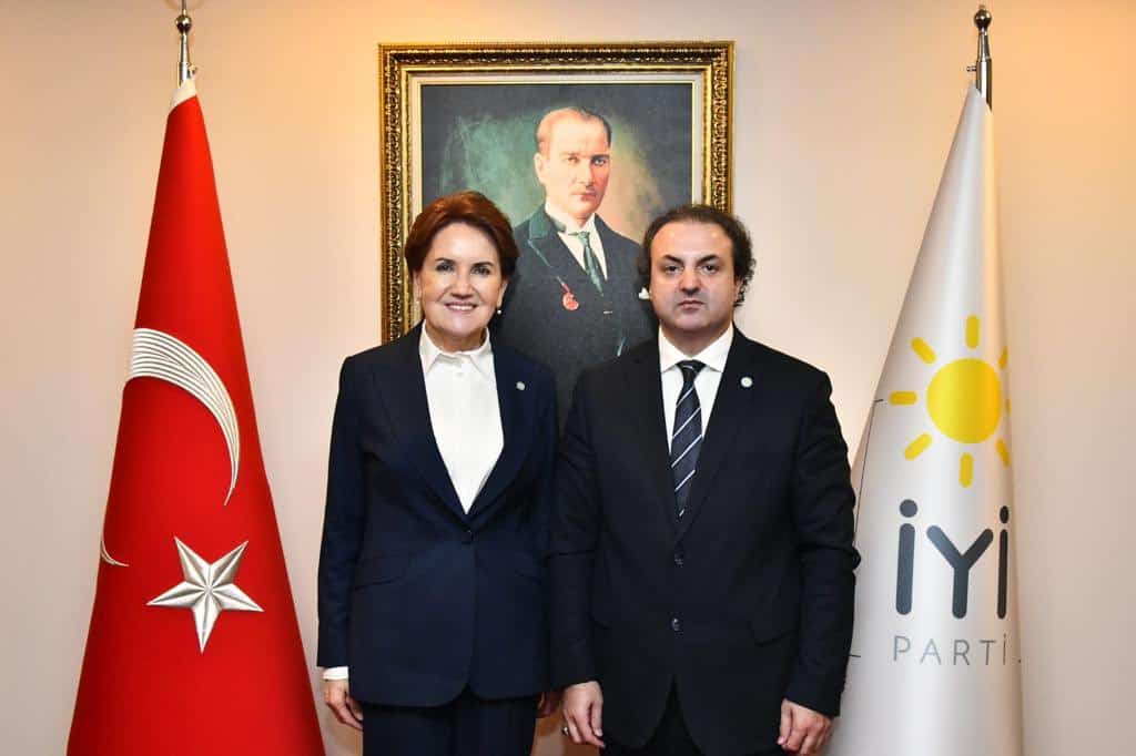 Akşener'in yeni danışmanı Baver Miroğlu. (Twitter)