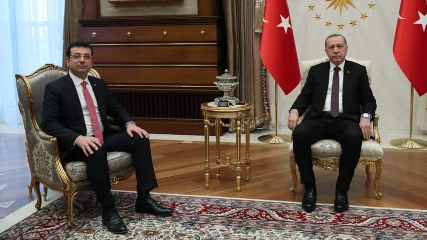 Erdoğan, İmamoğlu hakkında verilen kararda sessizliğini koruyor. (AA)