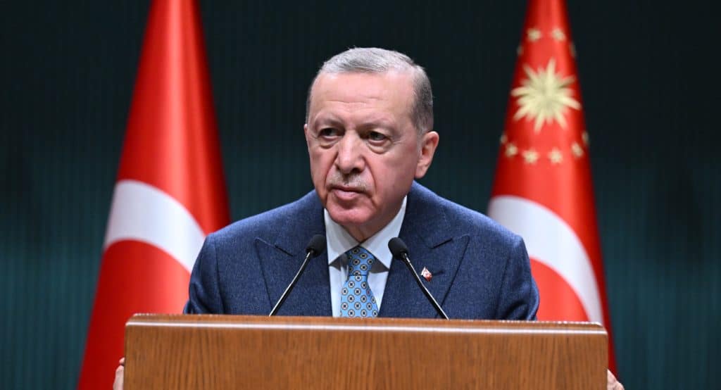 Erdoğan, doğalgaz ve elektrik için indirim ‘müjdesine’ hazırlanıyor. (AA)