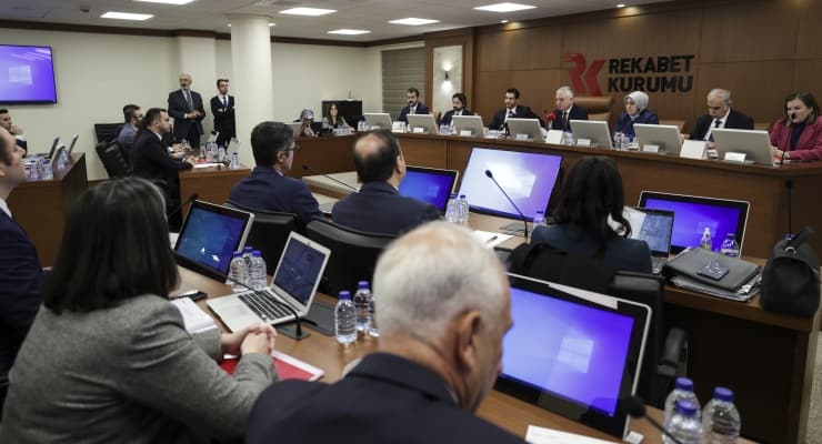Market ve tedarikçilere kartel suçlaması. (AA)
