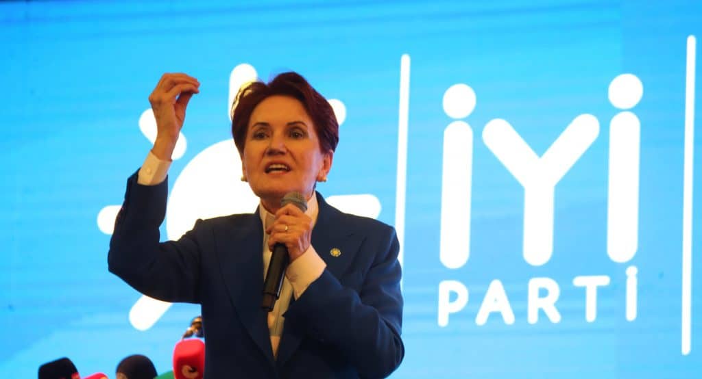 İYİ Parti Şanlıurfa 2'inci Olağan İl Kongresi'nde konuştu. (AA)