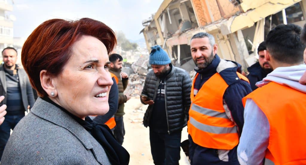İYİ Parti Genel Başkanı Meral Akşener, Hatay'daydı. (AA)