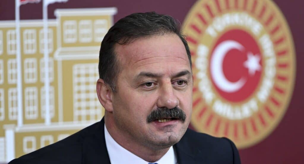 İstanbul Milletvekili Yavuz Ağıralioğlu. (AA)