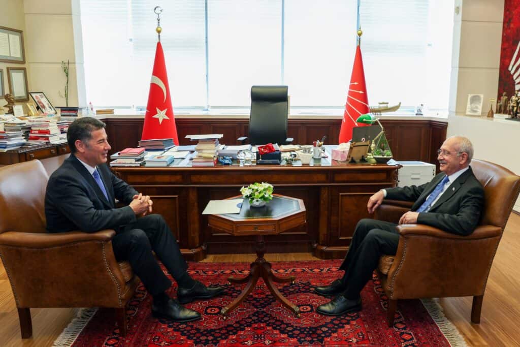 Kemal Kılıçdaroğlu ve Sinan Oğan görüşmesinden. (CHP)