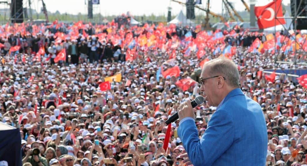 Tayyip Erdoğan, İstanbul mitinginde. (AA)