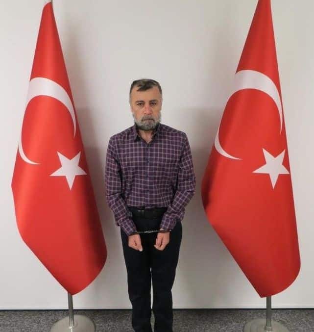 Levent Göktaş, Emniyet Genel Müdürlüğü İnterpol Daire Başkanlığı’nın talebi üzerine hakkında 'kırmızı bülten' çıkarılarak yakalanmıştı. (AA)