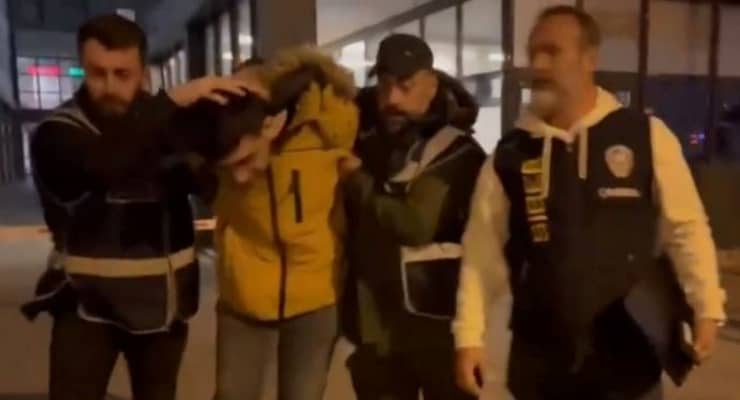 Kedilere Eziyet Eden C31K Grubundan Be Ki i Tutukland Diken Kedilere Eziyet Eden C31K Grubundan Be Ki i Tutukland Diken